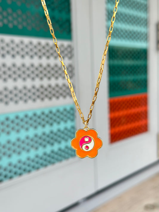 Energía Necklace